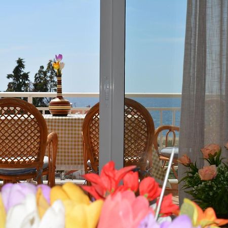 Panos Apartments غيراكيني المظهر الخارجي الصورة
