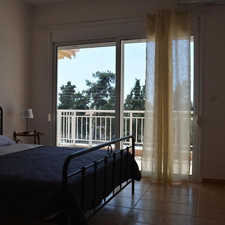 Panos Apartments غيراكيني المظهر الخارجي الصورة