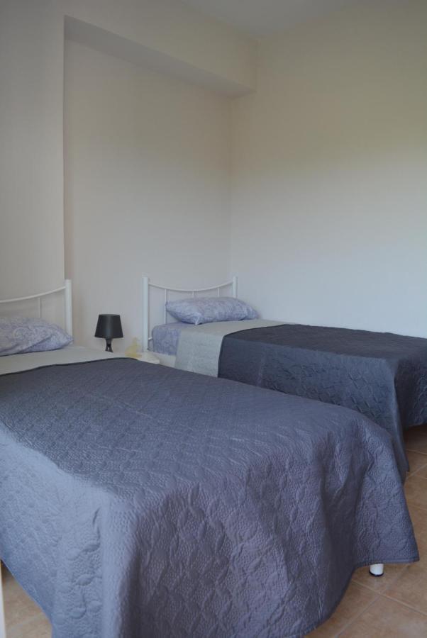 Panos Apartments غيراكيني المظهر الخارجي الصورة