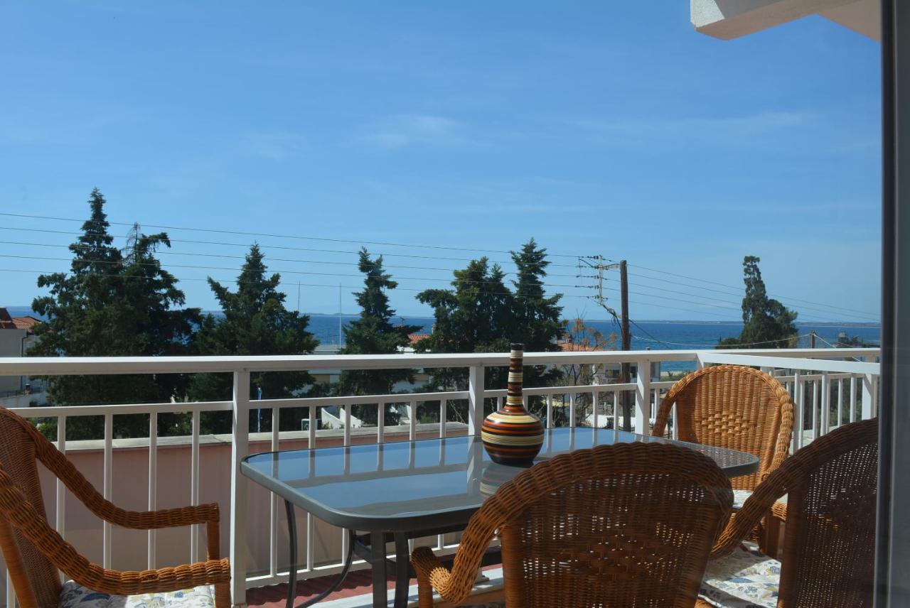 Panos Apartments غيراكيني المظهر الخارجي الصورة