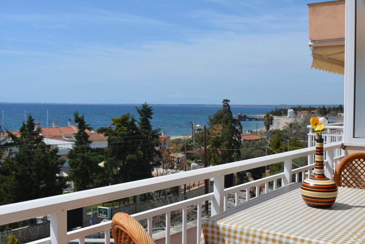 Panos Apartments غيراكيني المظهر الخارجي الصورة